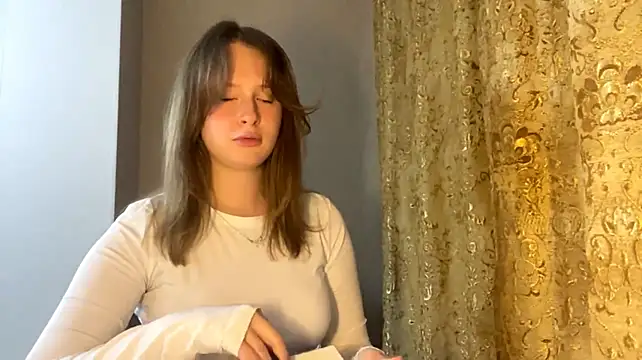 Show modela KarimaStubbe na web-kameri