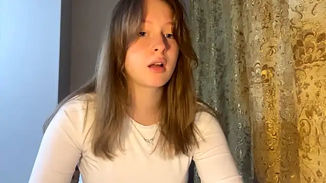 Онлайн чат XXX KarimaStubbe