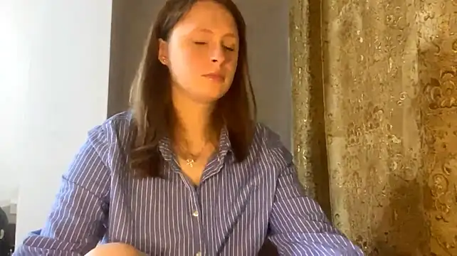 KarimaStubbe Adlı Modelin Canlı XXX Sohbeti