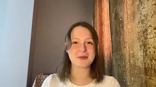 Show modela KarimaStubbe na web-kameri
