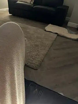 הופעת וובקאם של Meet_My_Feet-xox