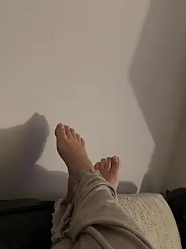 Meet_My_Feet-xox's Live XXX Chat