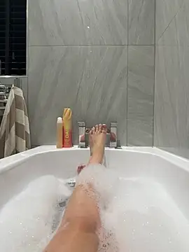 Meet_My_Feet-xox's Live XXX Chat