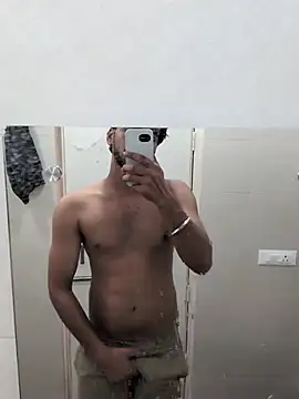 Show de hornyguy9957 na webcam