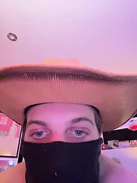 Leonardo_DicapriTOE_xon Webbikameraesitys