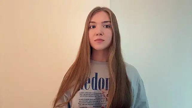 TertianVibes Adlı Modelin Canlı XXX Sohbeti