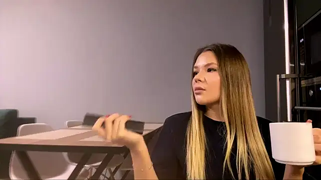 BrigitteDowers' Live XXX Chat