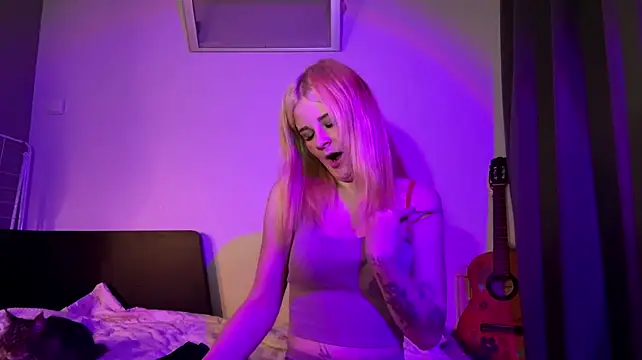 LorineFavaro – Naživo XXX chat