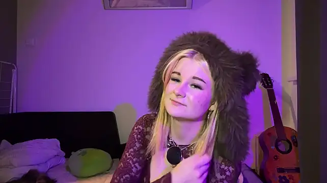 LorineFavaro – Naživo XXX chat
