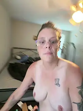 ChubbyBetty15's Webcam Show