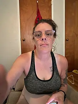 ChubbyBetty15 Webcam show