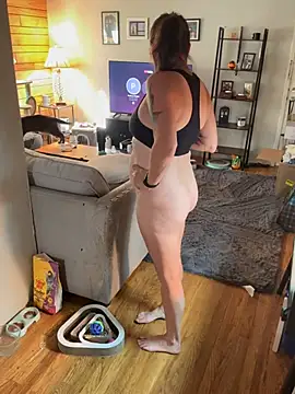 ChubbyBetty15 Show in webcam