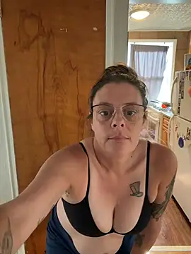 ChubbyBetty15's Webcam Show