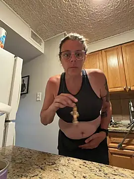 ChubbyBetty15's Webcam Show