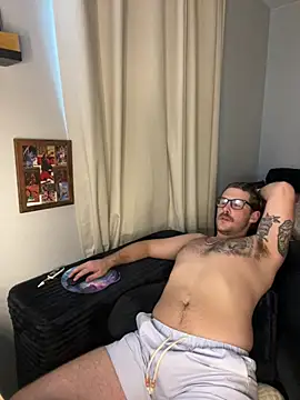 NickatNite_ – webcam-show