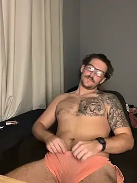NickatNite_ Show in webcam
