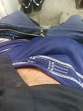 lokoo1598's Webcam Show