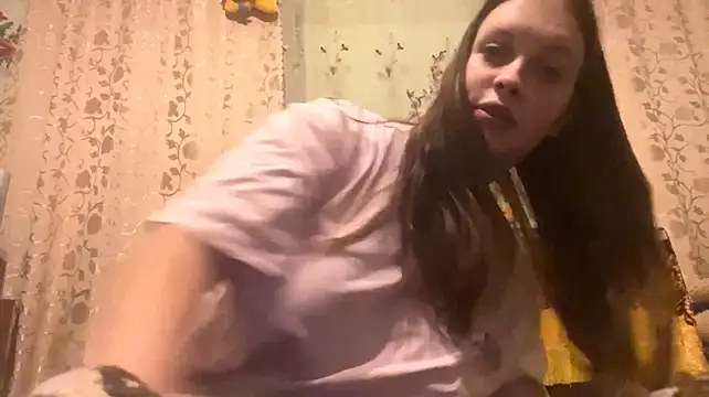 LevandaSara Webcam show
