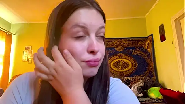 Show modela LevandaSara na web-kameri