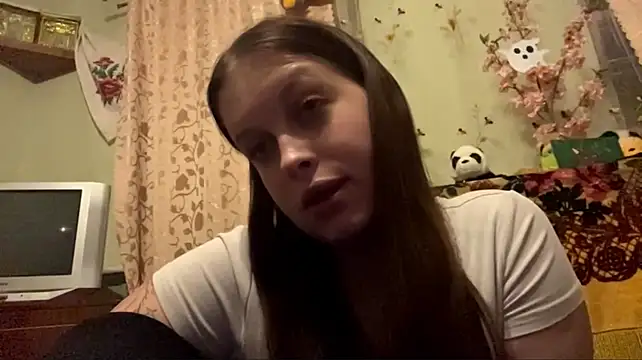LevandaSara's Live XXX Chat
