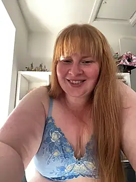 Curvy-GingeXX – Live XXX-chat