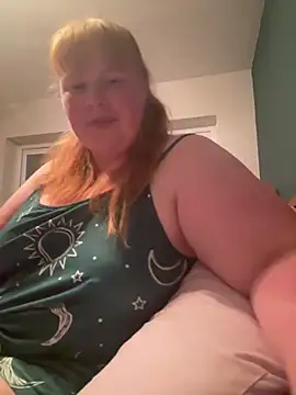 Curvy-GingeXX's Webcam Show