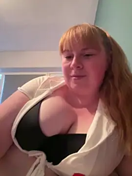 Curvy-GingeXX 라이브 XXX 채팅