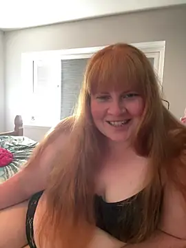 Curvy-GingeXX – webcam-show