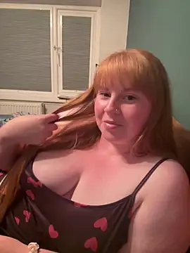 Curvy-GingeXX: онлайн-с екс-чат