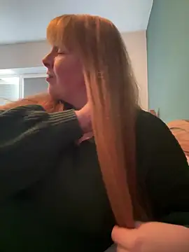 Curvy-GingeXX Webcam-Show
