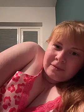 Curvy-GingeXX Webcamshow