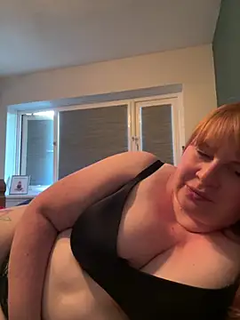 Curvy-GingeXX Adlı Modelin Web Kamerası Şovu