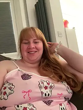 Curvy-GingeXX – Naživo XXX chat