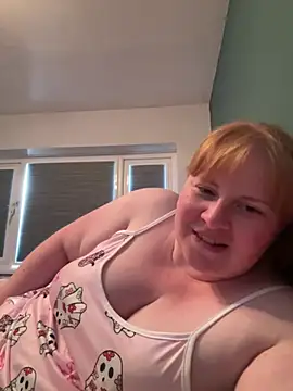 Curvy-GingeXX webcam show