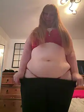 Curvy-GingeXX Show in webcam