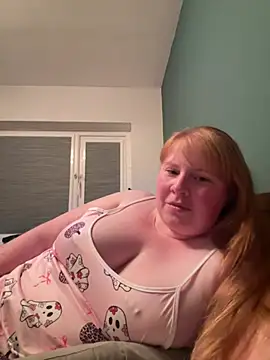 Chat +18 de Curvy-GingeXX ao vivo