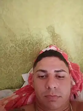 Miguelzktt's Webcam Show