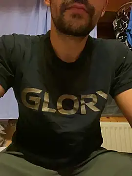 Chrisisnaked Webcam Show