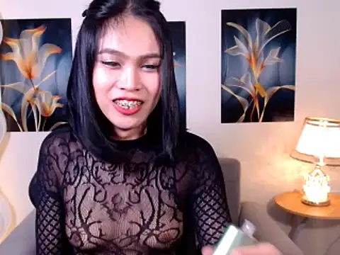 kylie_cum27 网络视讯表演