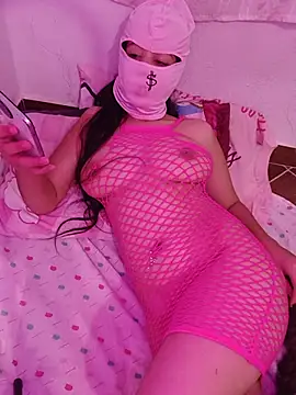 Pokazy przed kamerką – zaina_sexy