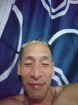 Elmono__1 Webcam show