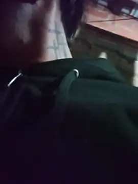 Elmono__1 webkamerás műsora