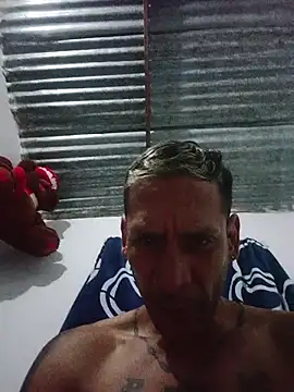 Elmono__1 Webcam show