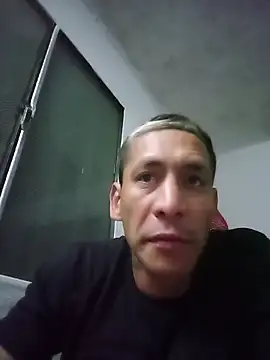 Elmono__1n Webbikameraesitys