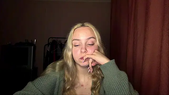 Flaffy_Bombyy – webcam-show