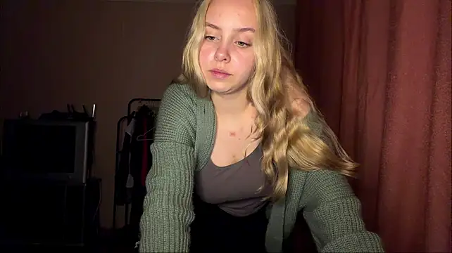 Flaffy_Bombyy – webcam-show