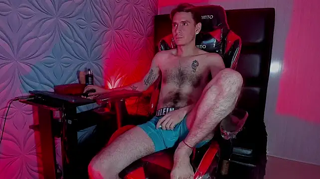 Show modela Mikesub_ na web-kameri