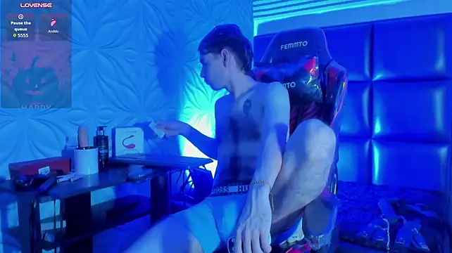 Mikesub_ Pertunjukan Webcam