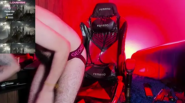 הופעת וובקאם של Mikesub_