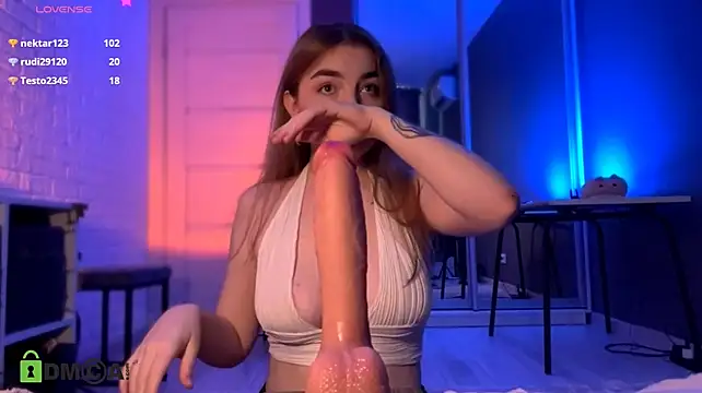 XXX chat uživo modela RinaAverEdge